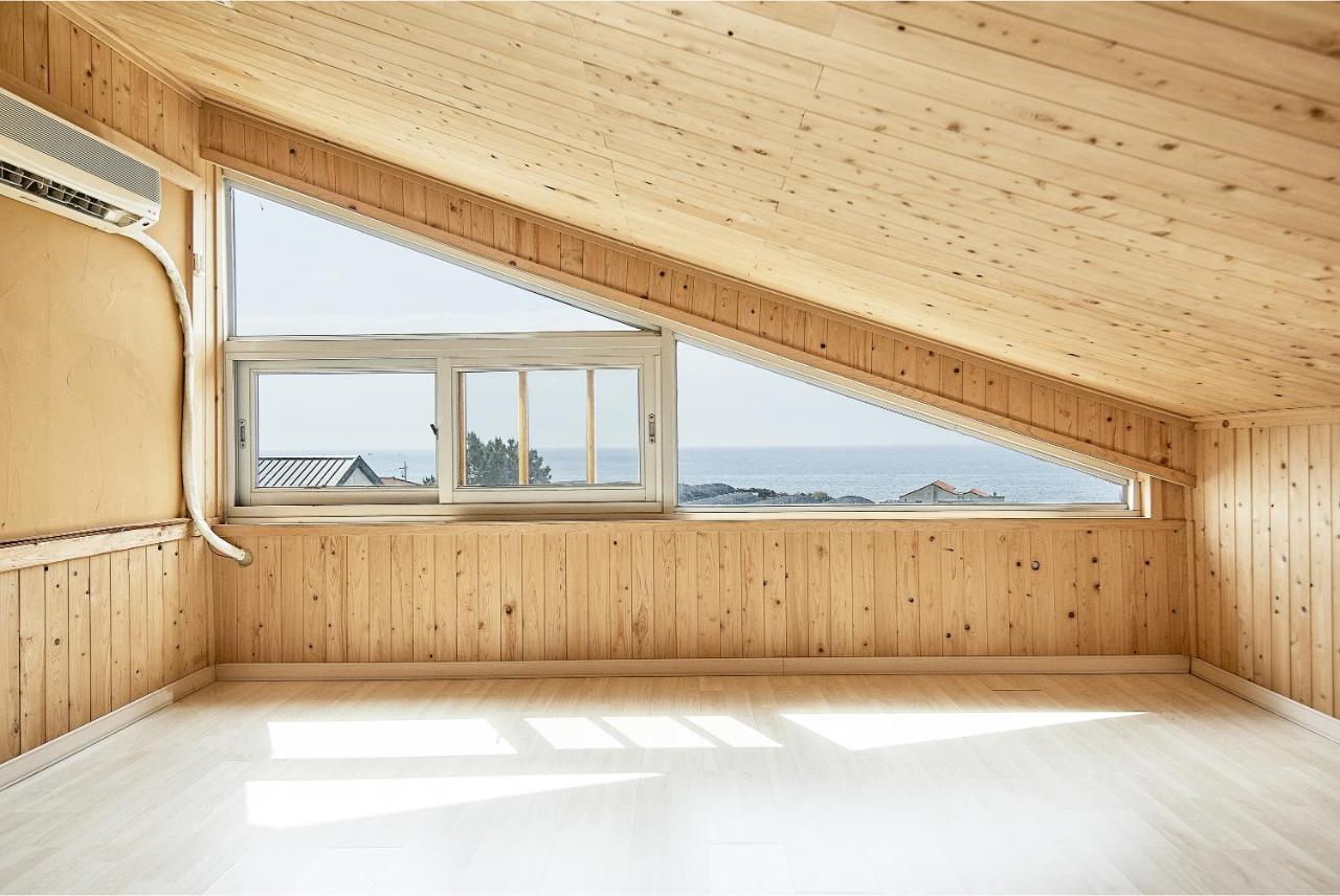 Jeju Sunflower Pension Seogwipo Bagian luar foto